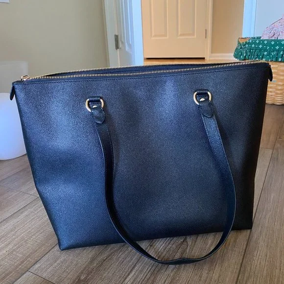 Coach Tote - Picture 2 of 7